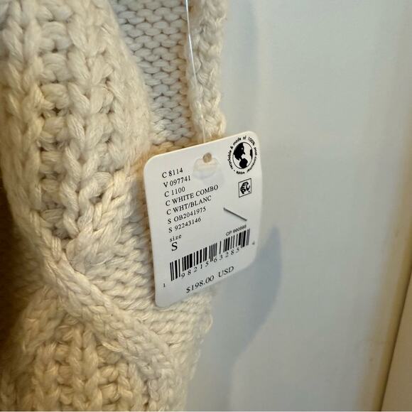 We The Free 87 Pullover White Combo - Picture 7 of 8